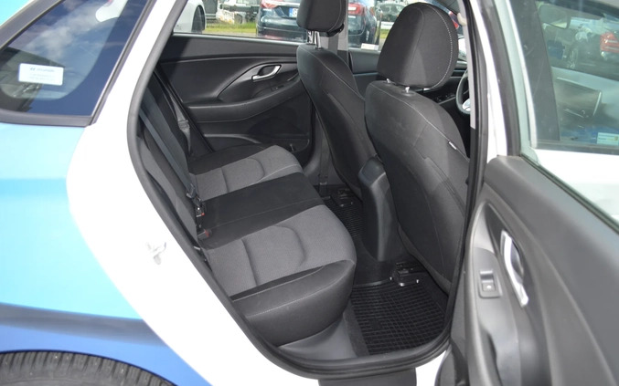 Hyundai I30 cena 29889 przebieg: 362101, rok produkcji 2017 z Sławno małe 154